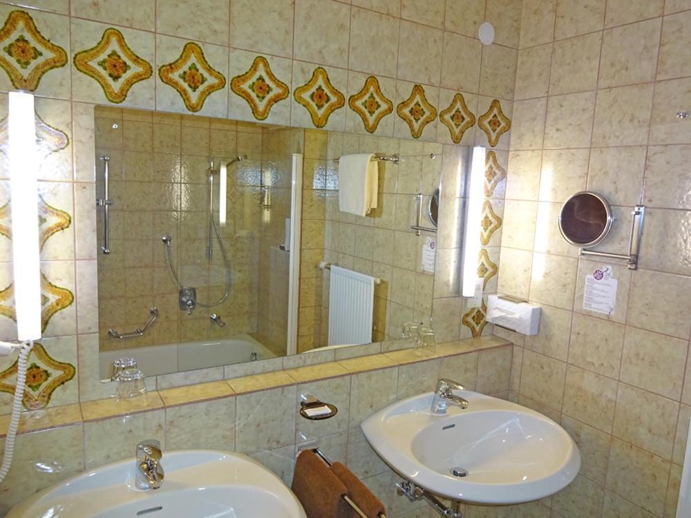 Hotel Schlair Kremsmuenster Ngoại thất bức ảnh